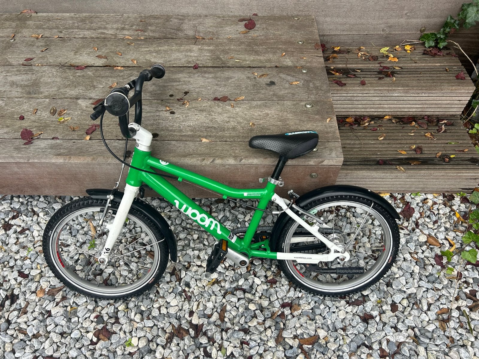 Woom 3 kinderfiets - Groen, lichtgewicht en in goede staat, Fietsen en Brommers, Ophalen, Zo goed als nieuw, Velgrem, 20 inch of meer