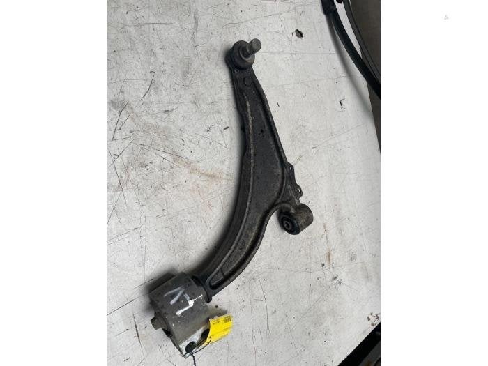 Draagarm links-voor van een Opel Astra, Gebruikt, -, -, Opel