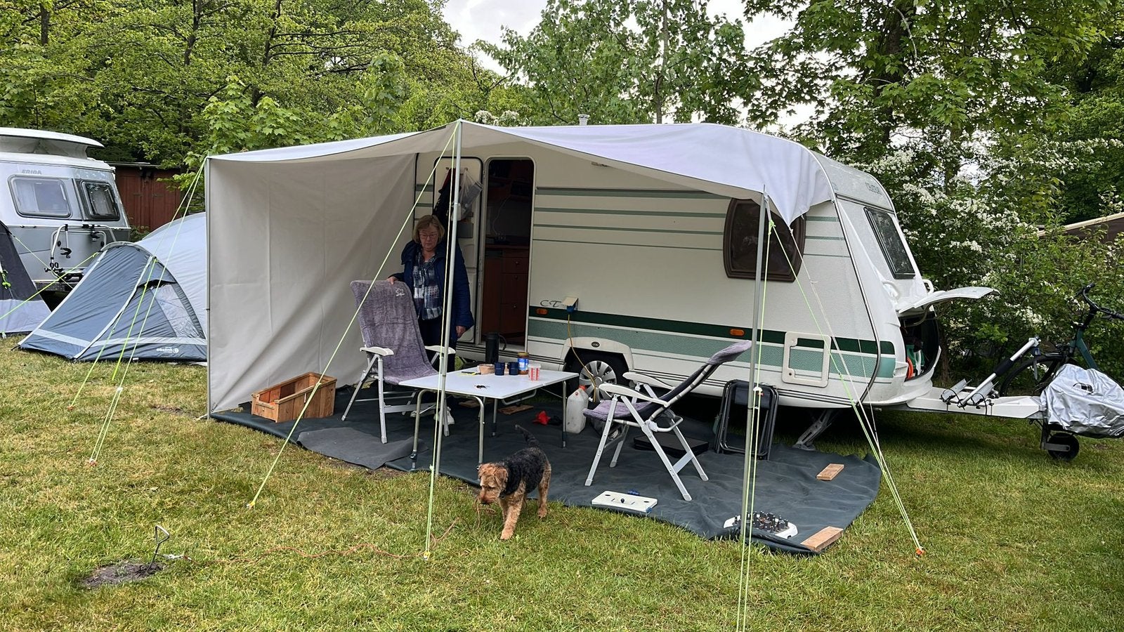 Doorschuifluifel, Caravans en Kamperen, Ophalen, Zo goed als nieuw