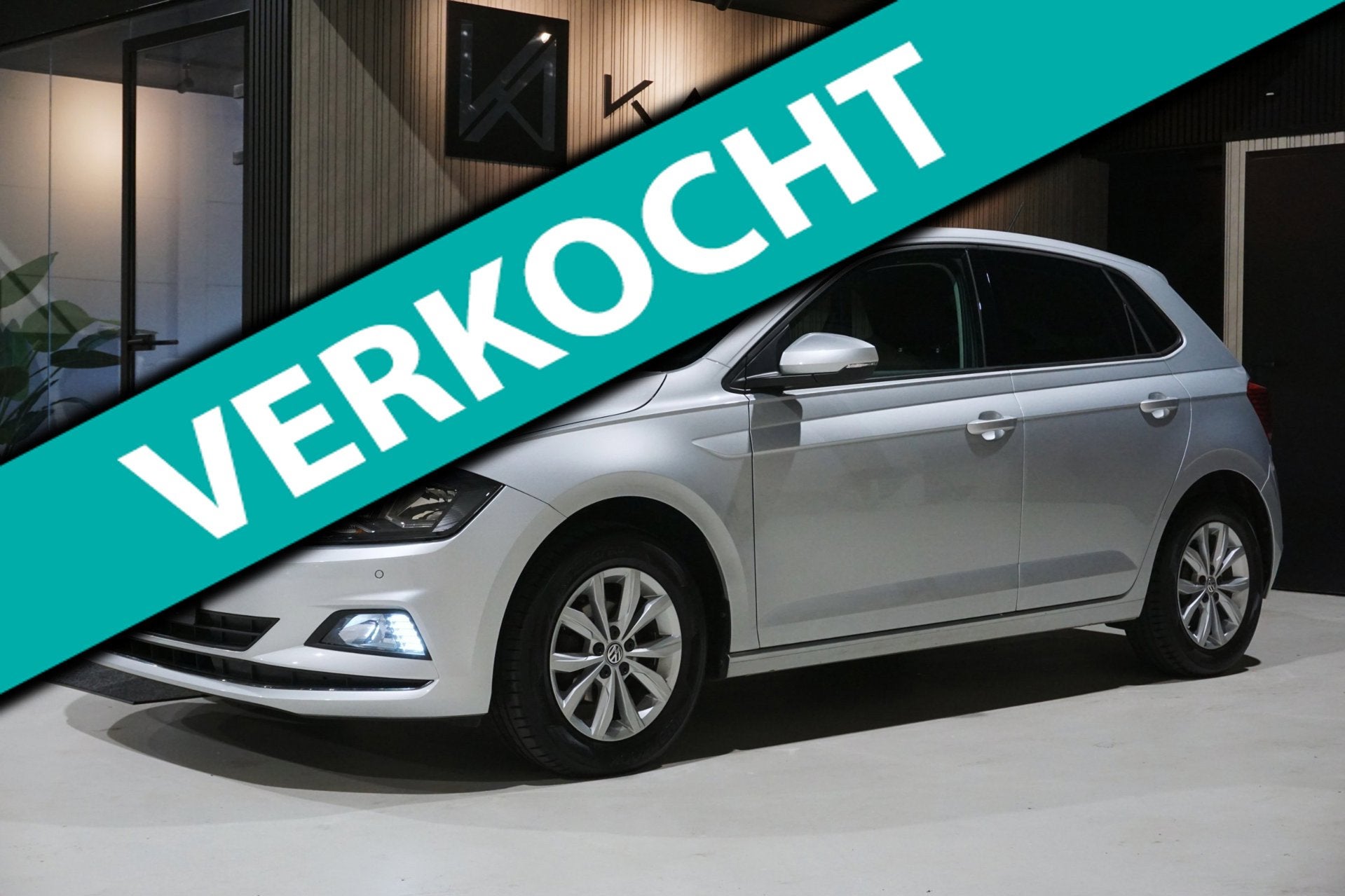 Volkswagen Polo 1.0 TSI Highline Cruise Airco Stoelvw 1e Eig, Auto's, Voorwielaandrijving, Stof, Gebruikt, Zwart