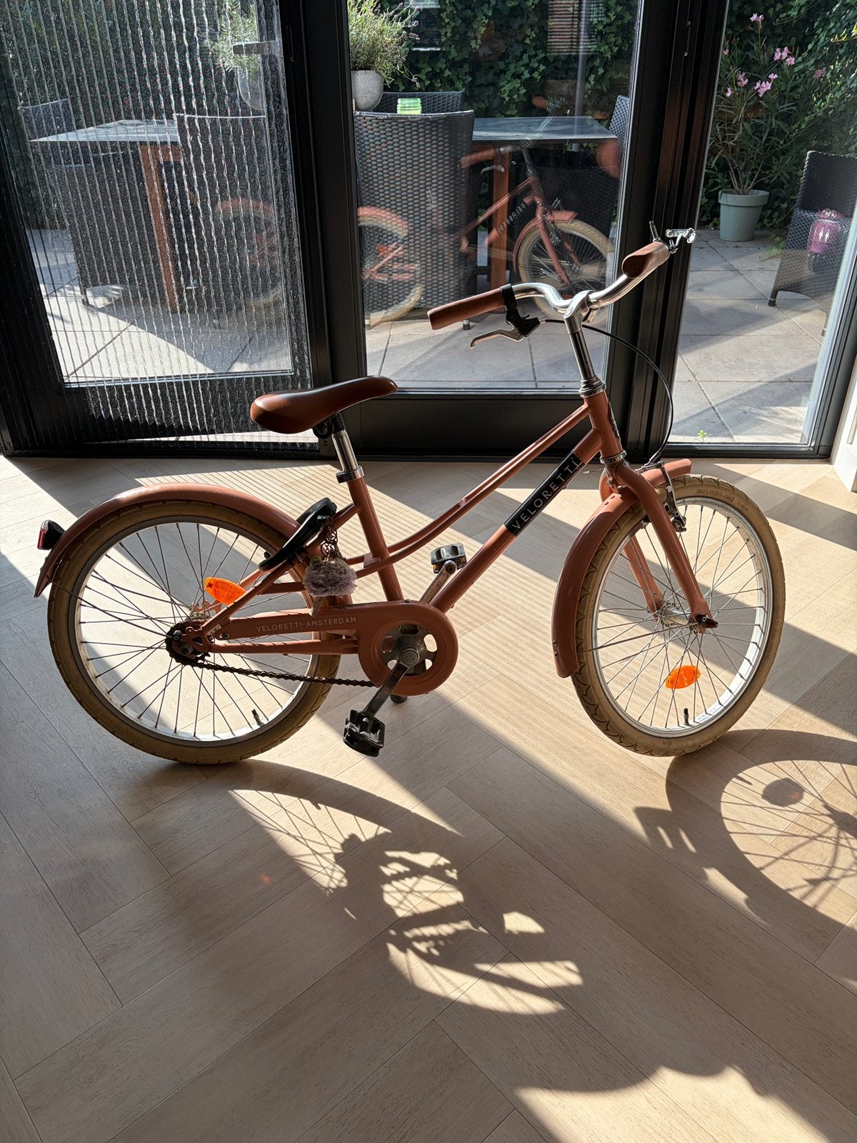 VALORETTI meisjes fiets tot en met zeven jaar., Ophalen, Zo goed als nieuw