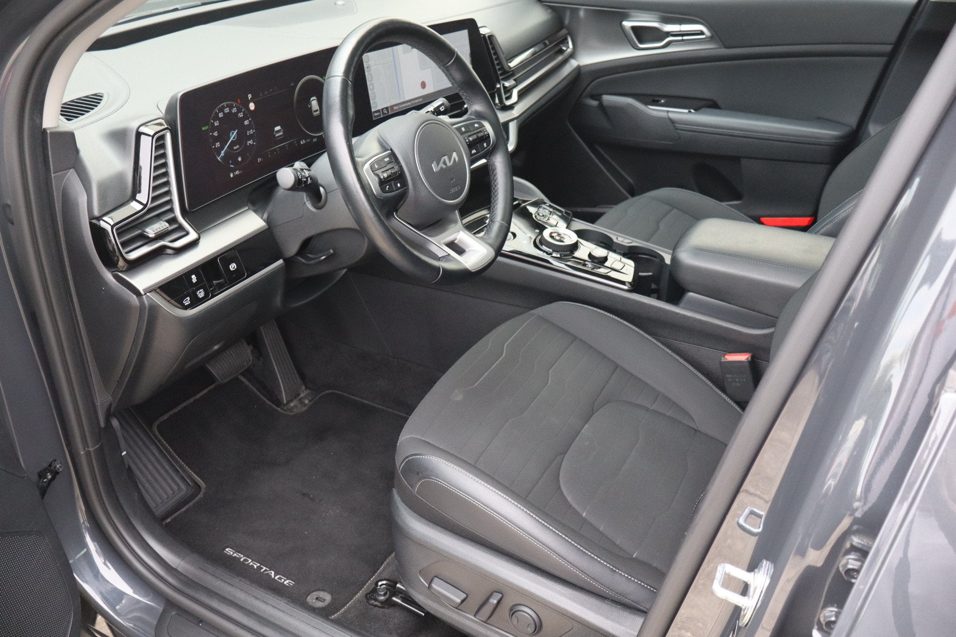 Foto 5 van Kia Sportage 1.6 T-GDi Hybrid DynamicPlusLine - NL Auto! Sto