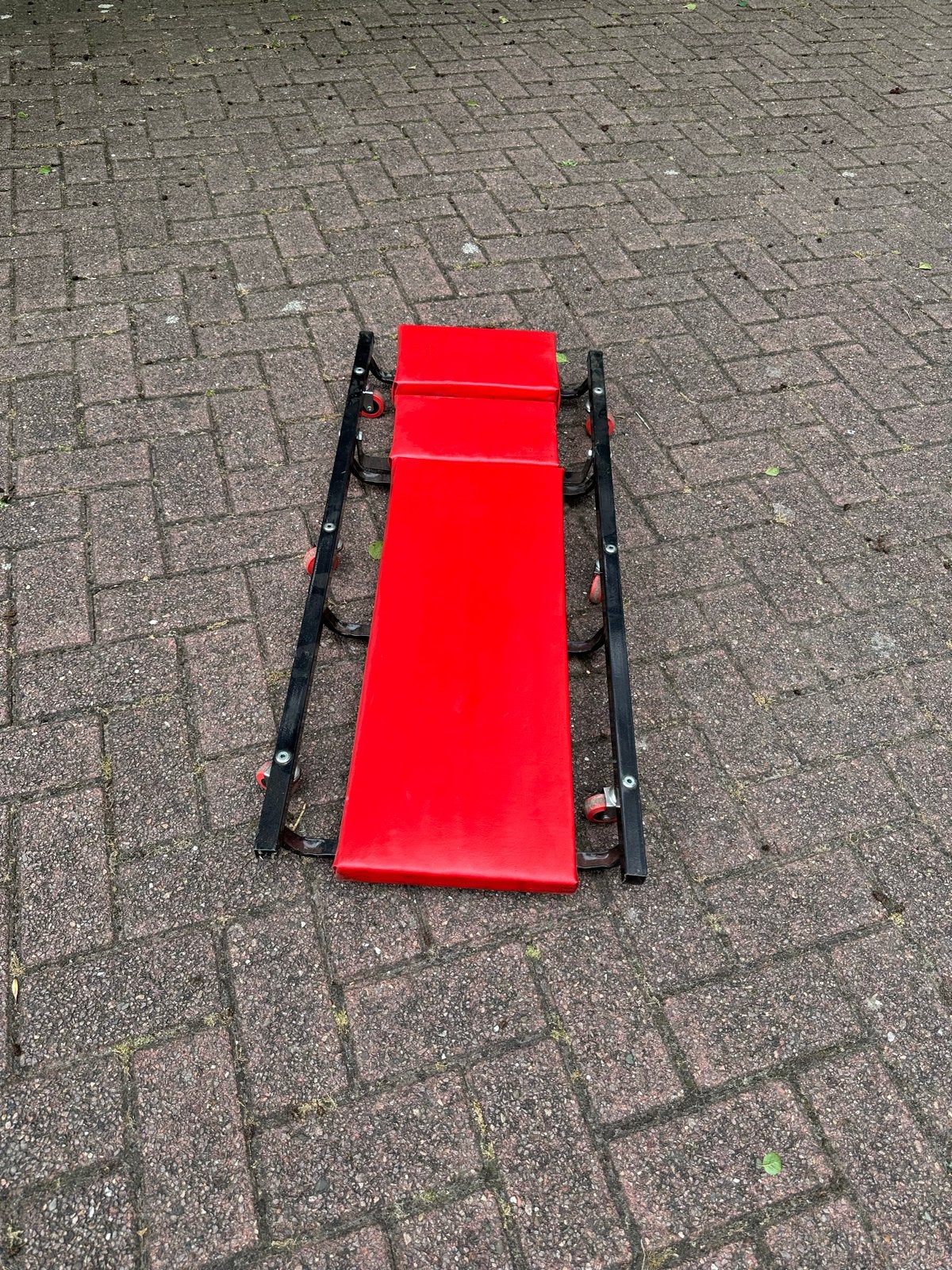 Rode Montagewagen / Werkplaatsbed, Ophalen, Gebruikt