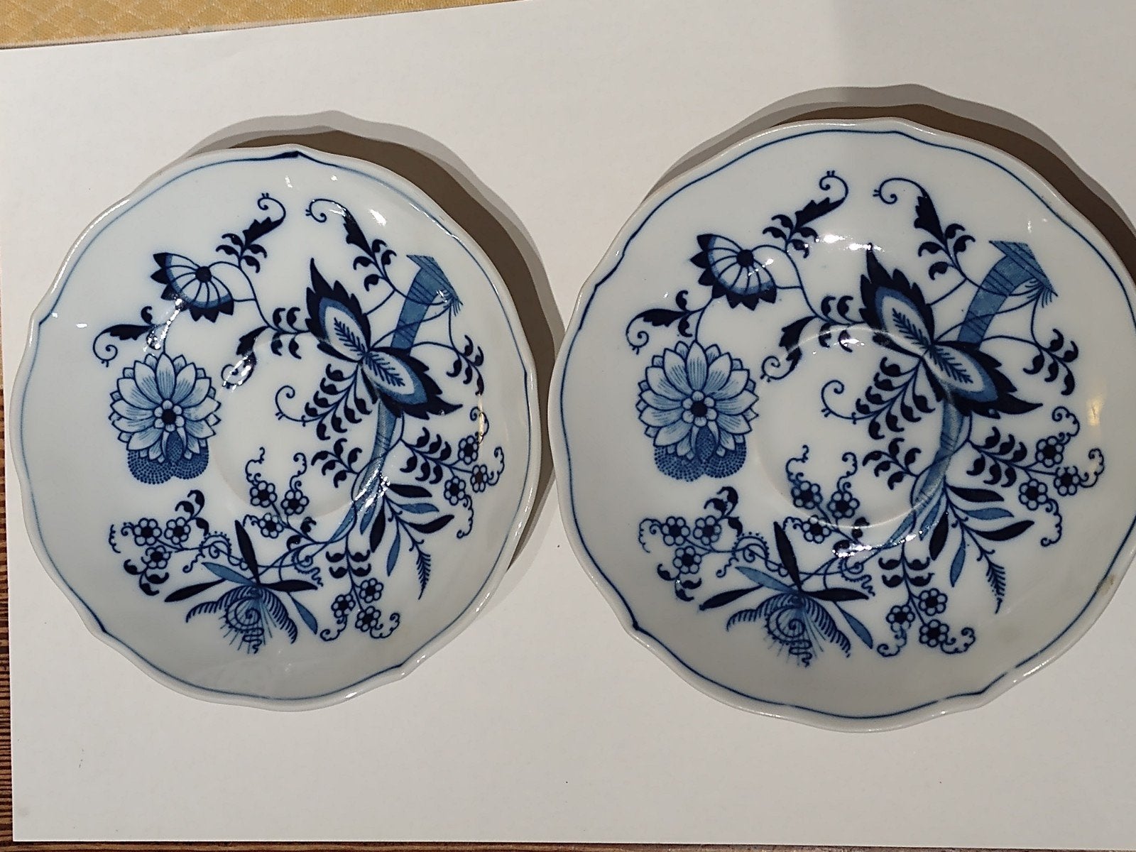 Blue Danube onderschotel Zwiebelmuster decor / 14 cm, Antiek en Kunst, Antiek | Servies los, Ophalen