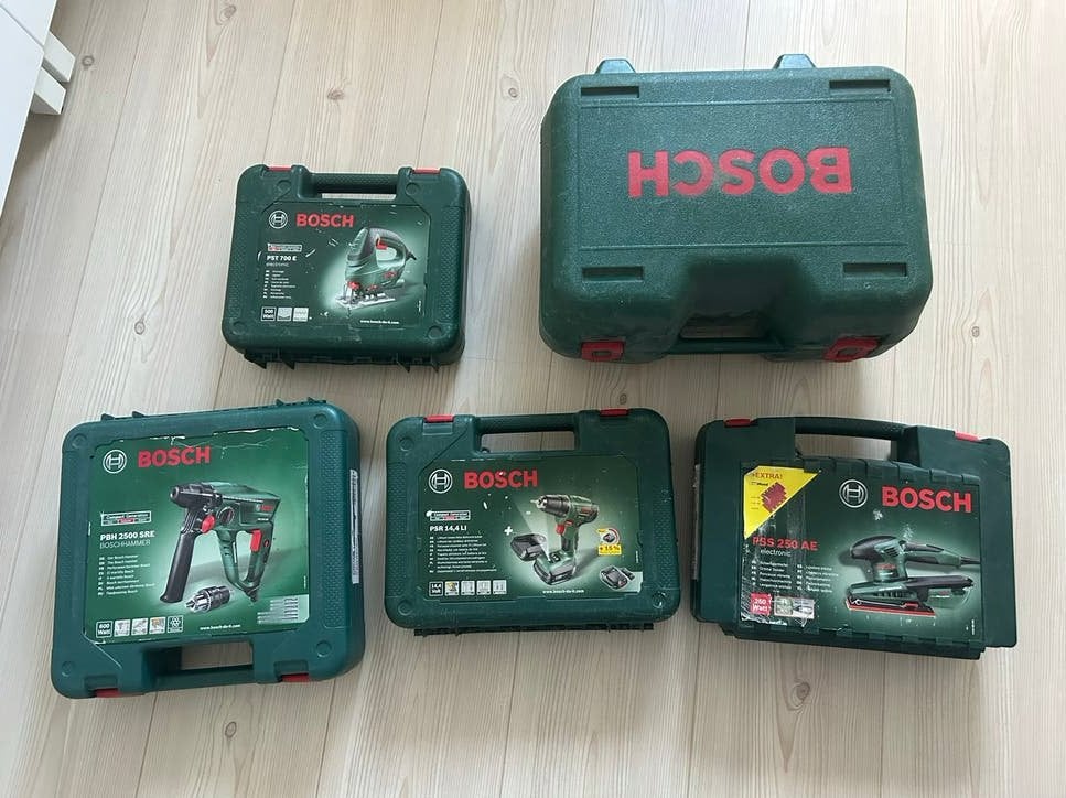 Bosch Elektrisch Gereedschap Set, Gebruikt, Cirkelzaag, Ophalen of Verzenden, 30 tot 70 mm