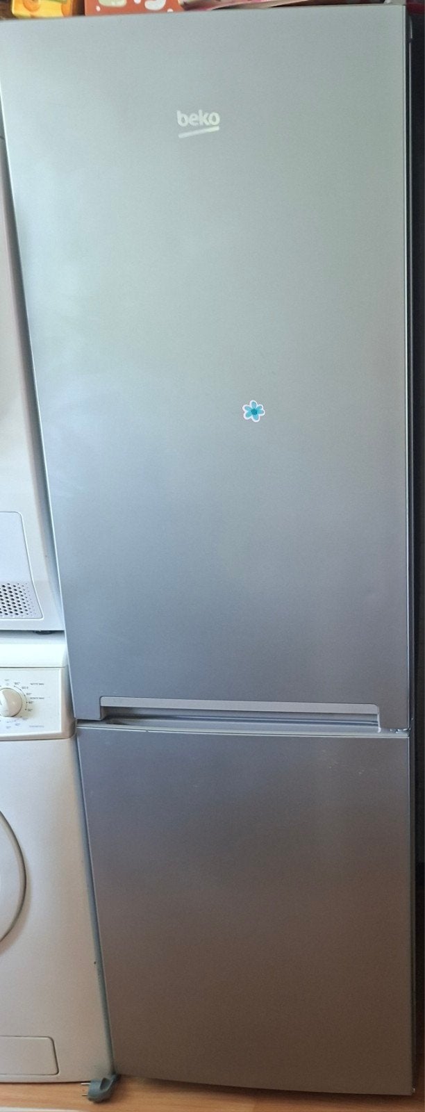Beko combinatie koel- vries., 200 liter of meer, Ophalen of Verzenden, Met aparte vriezer, 160 cm of meer