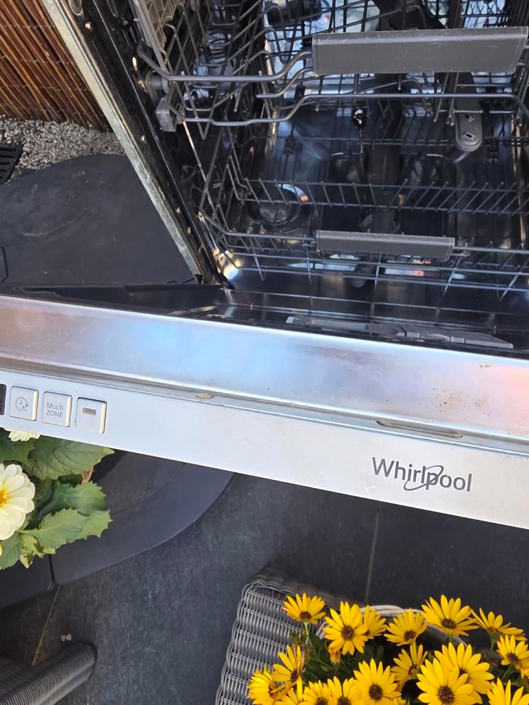 Whirlpool vaatwasser., Witgoed en Apparatuur, Ophalen, Gebruikt, Inbouw, Minder dan 85 cm