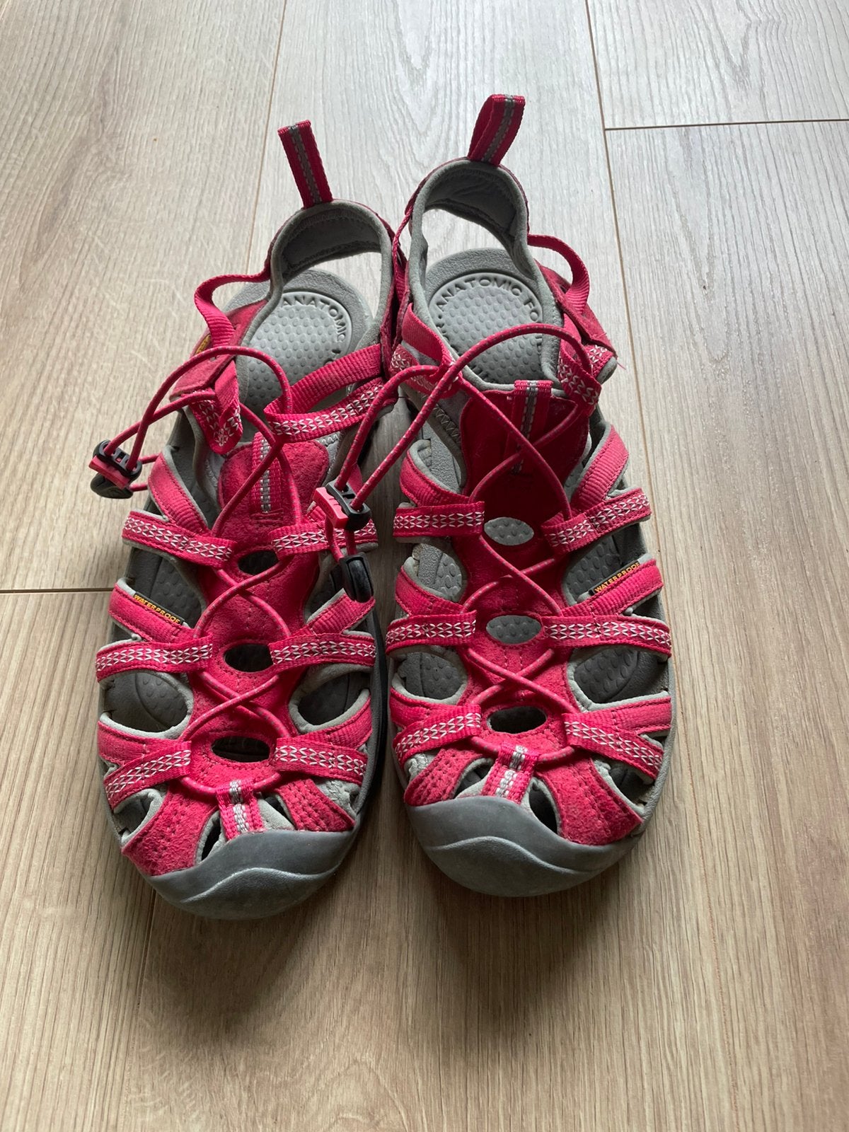 Keen sandalen, waterproof, maat 41, Zo goed als nieuw, Roze, Sandalen of Muiltjes, Ophalen of Verzenden