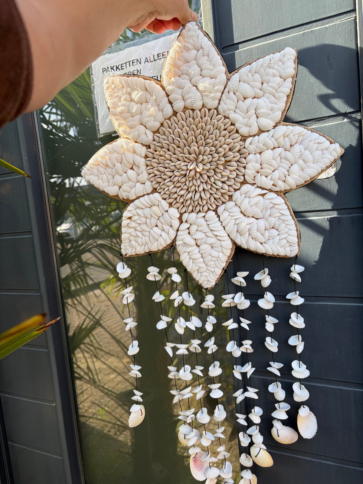 Unieke handgemaakte schelpenhanger - Bloemdesign, Boho, Nieuw, Ophalen of Verzenden, Natuurlijk materiaal
