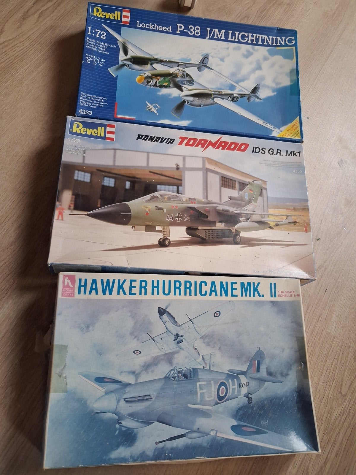 3 Revell en Hobby Craft Vliegtuig Modelbouw Kits, Gebruikt, Revell, Ophalen of Verzenden, Groter dan 1:72