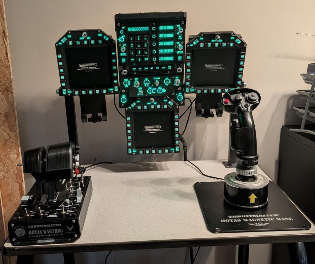 Thrustmaster HOTAS Warthog + Winwing – Flight Simulator Set, Computers en Software, Joysticks, Ophalen of Verzenden, Zo goed als nieuw
