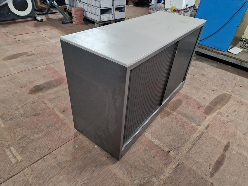 Metalen Schuifdeurkast - 120x45x75cm - Zeer Nette Staat, Ophalen, Gebruikt, Onbekend@voorbeeld.com, Onbekend
