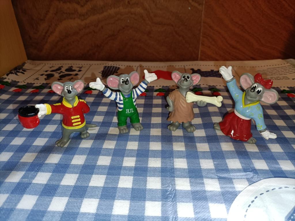 4 Julianatoren poppetjes Jul de muis en Julia, Ophalen of Verzenden, Zo goed als nieuw