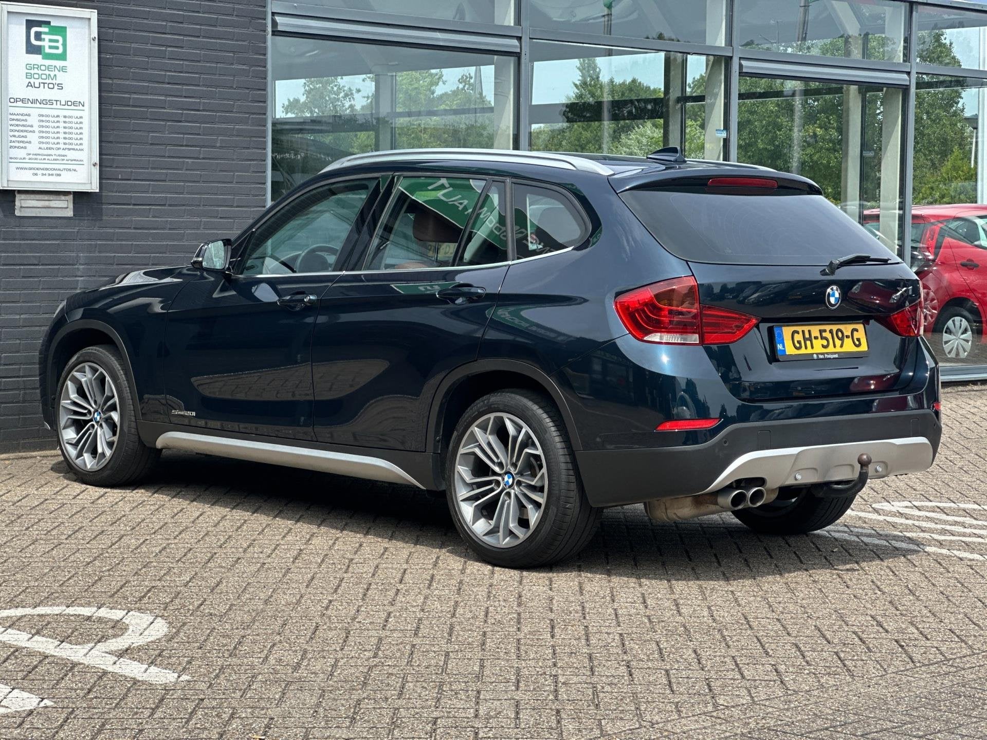 BMW X1 SDrive20i High Executive/NAVI/LEDER/XENON/NL-AUTO NAP, Auto's, BMW, Dealer onderhouden, Euro 6, 4 cilinders, Blauw