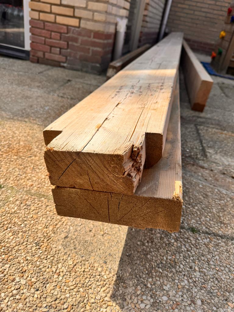 GRATISAFHALEN houten steunbalken in verschillende afmetingen, Doe-het-zelf en Verbouw, Hout en Planken, Ophalen, Gebruikt, Balk