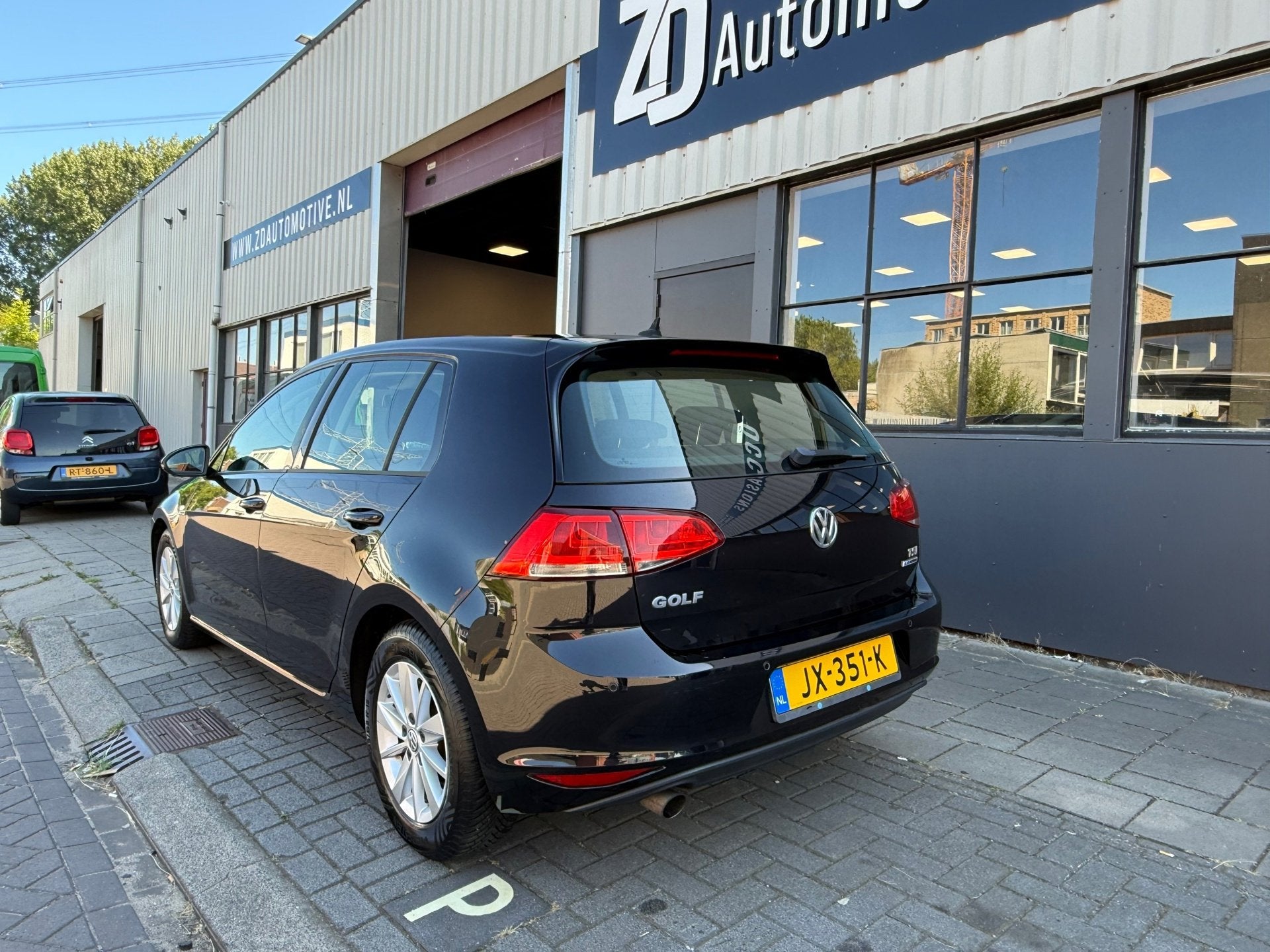 Volkswagen Golf 1.0 TSI Edition DSG PDC Navi DealerOH, Auto's, 1154 kg, Gebruikt, Euro 6, Bedrijf