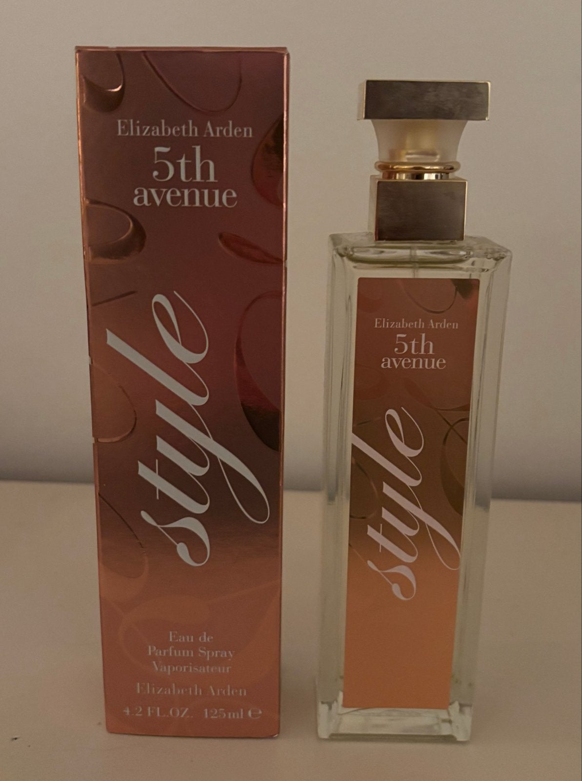 Elizabeth Arden 5th Avenue Style Eau de Parfum 125ml, Ophalen of Verzenden, Nieuw