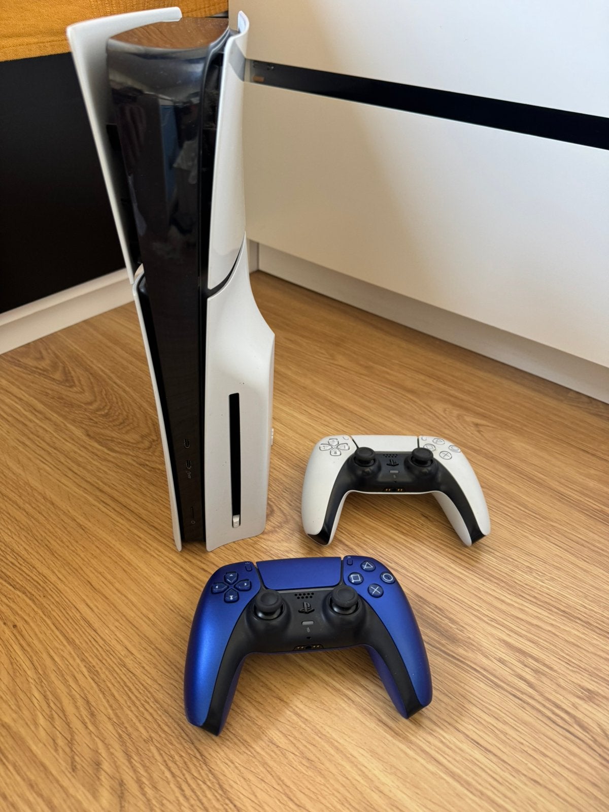 PlayStation 5 Slim Disk 1TB met 2 Controllers & Doos, Ophalen, Zo goed als nieuw, Playstation 5