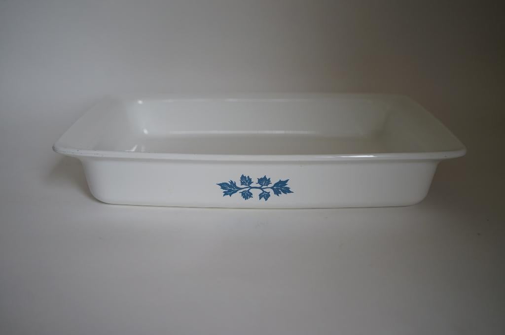 vintage rechthoek glaskeramiek pyroflam schaal wit blauw, Ophalen of Verzenden, Zo goed als nieuw, Overige materialen, Overige typen
