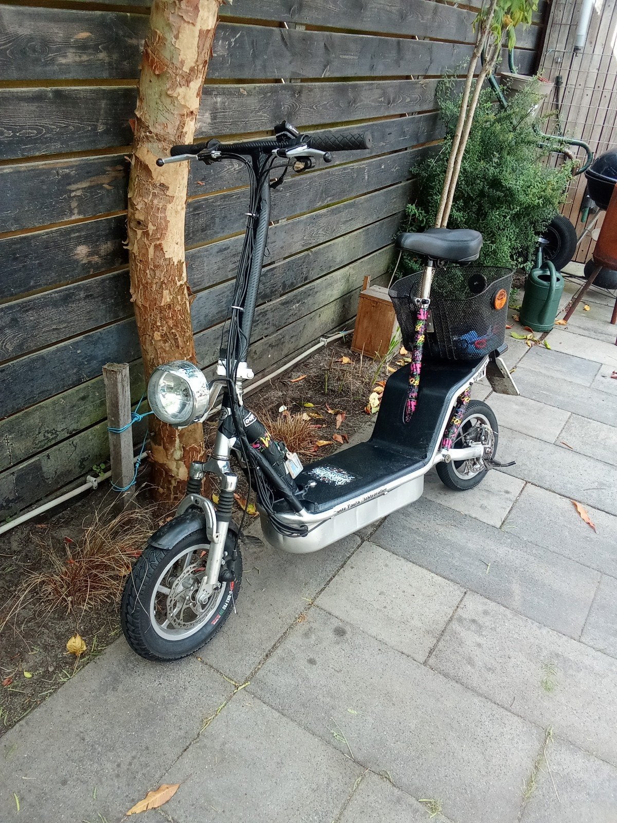 Elektrische step (E-scooter) met kenteken, Fietsen en Brommers, Ophalen, Gebruikt, Elektrische step (E-scooter), Tante Paula