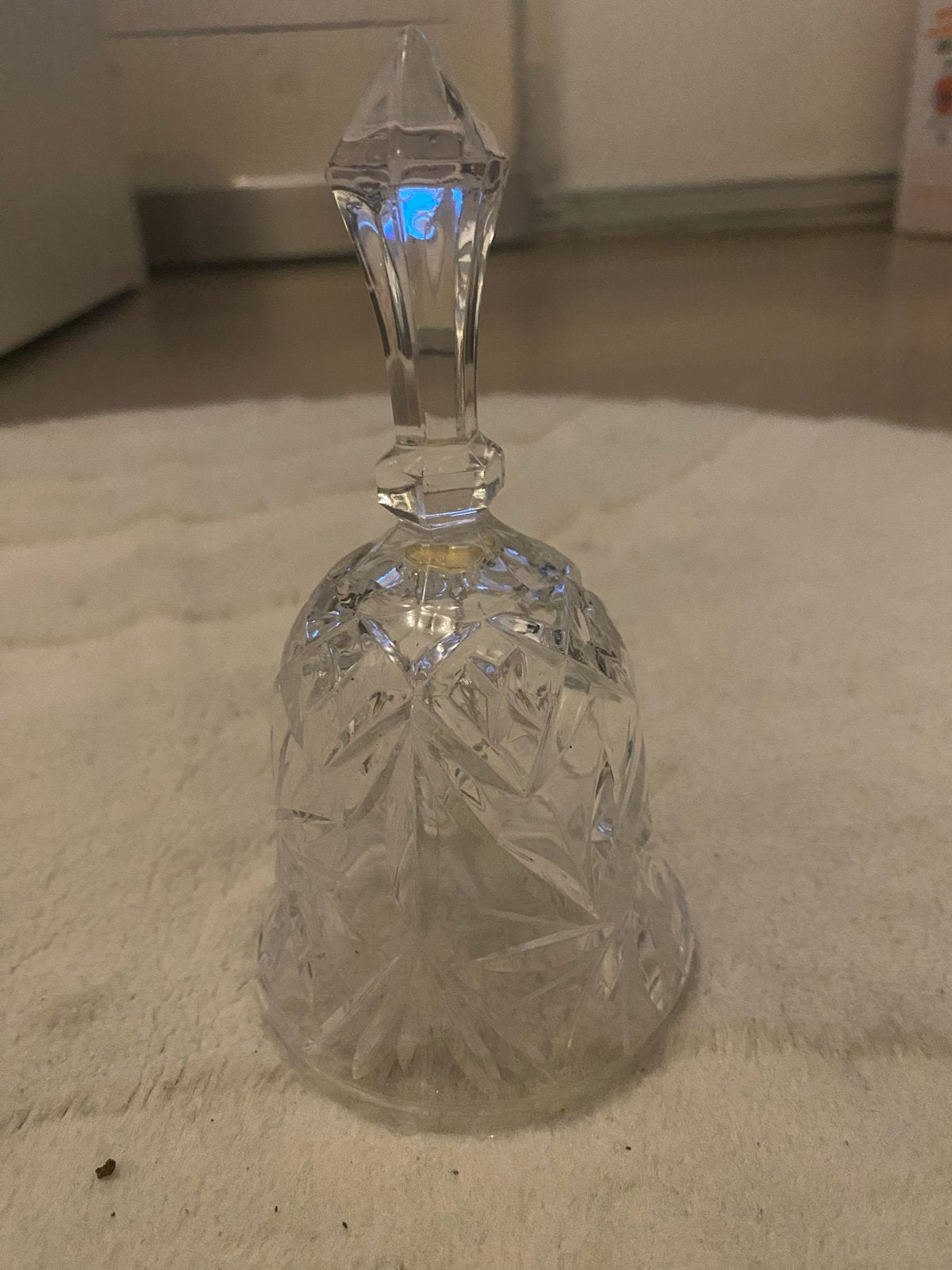 Nieuwe kristallen ringbel - Perfect voor thuis of horeca!, Antiek en Kunst, Antiek | Glas en Kristal, Ophalen