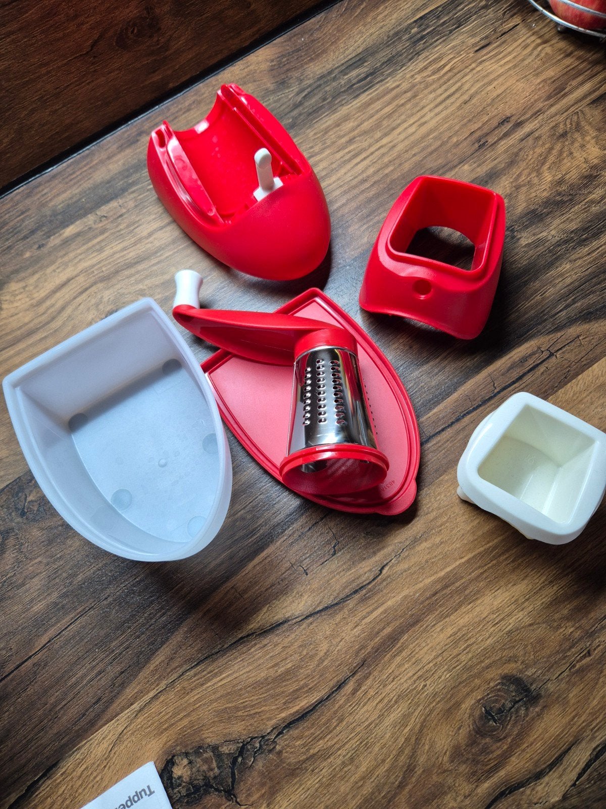 Tupperware Kaasrasp - Rood/Wit, Huis en Inrichting, Keuken | Tupperware, Gebruikt, Overige typen, Ophalen of Verzenden, Vaatwasserbestendig