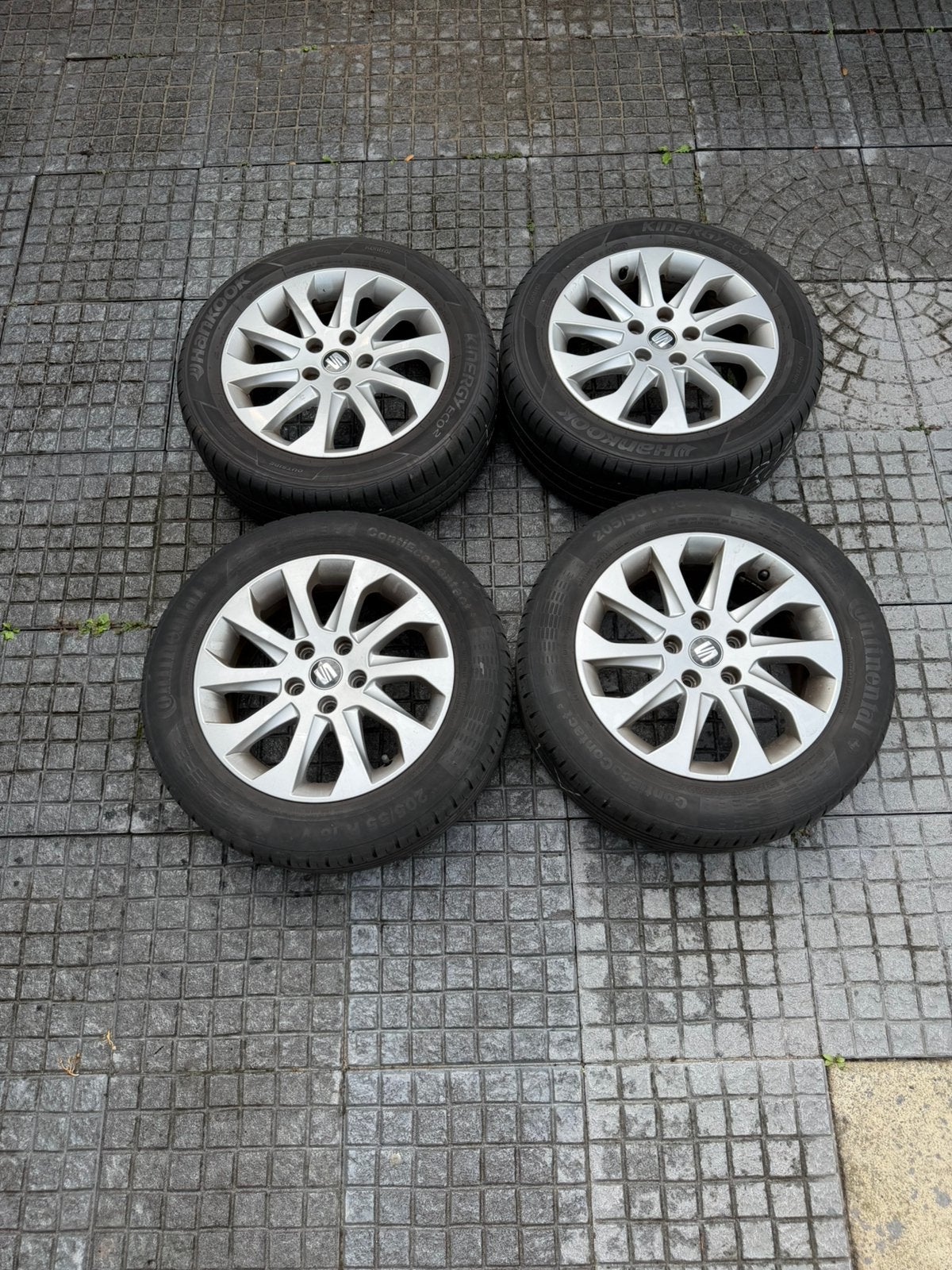 Seat leon banden, Ophalen, Gebruikt, 16 inch, 205 mm