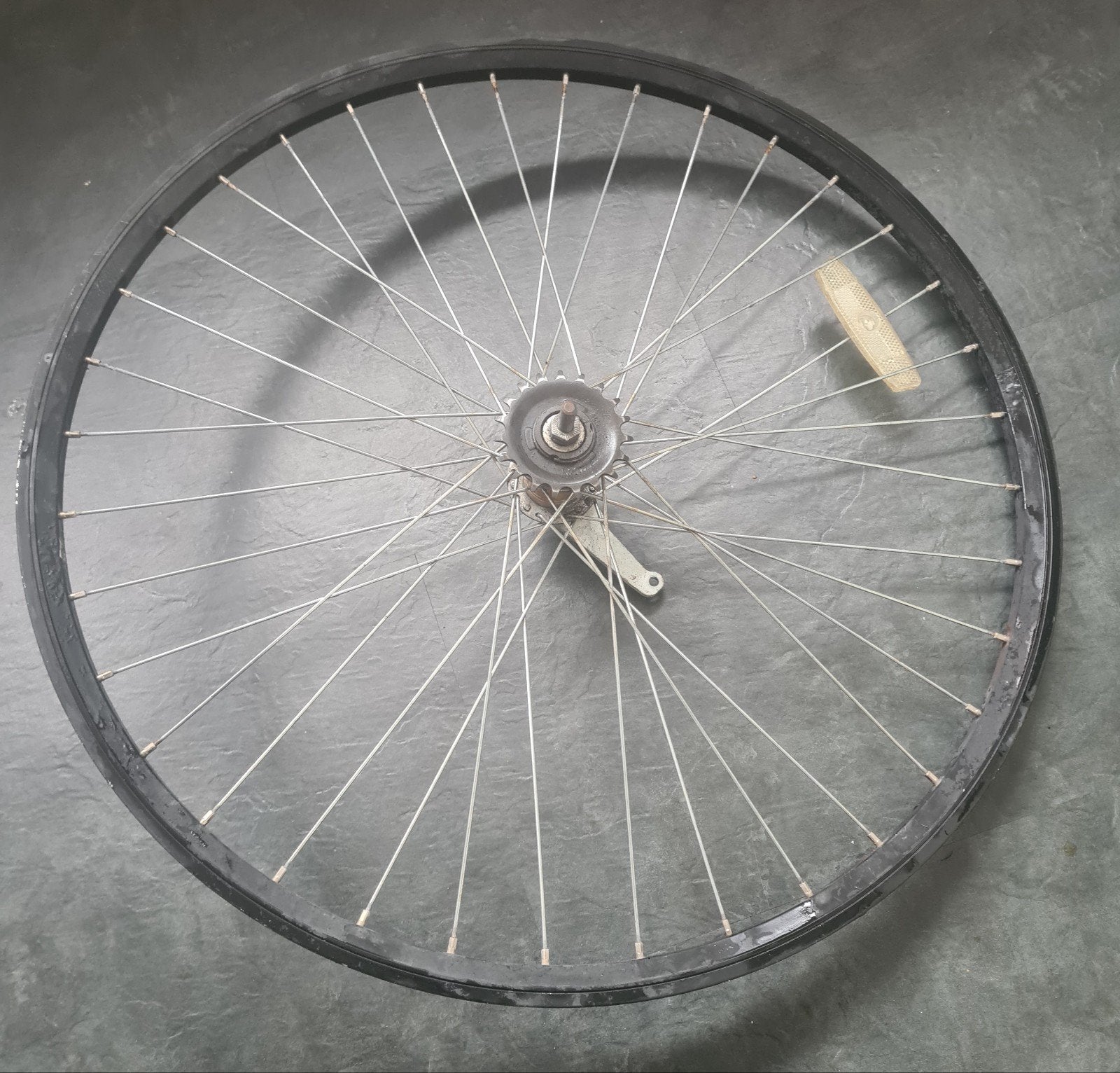28 inch aluminium velg met terugtraprem / stadsfiets, Fietsen en Brommers, Wiel, Gebruikt, Ophalen of Verzenden, Aluminium