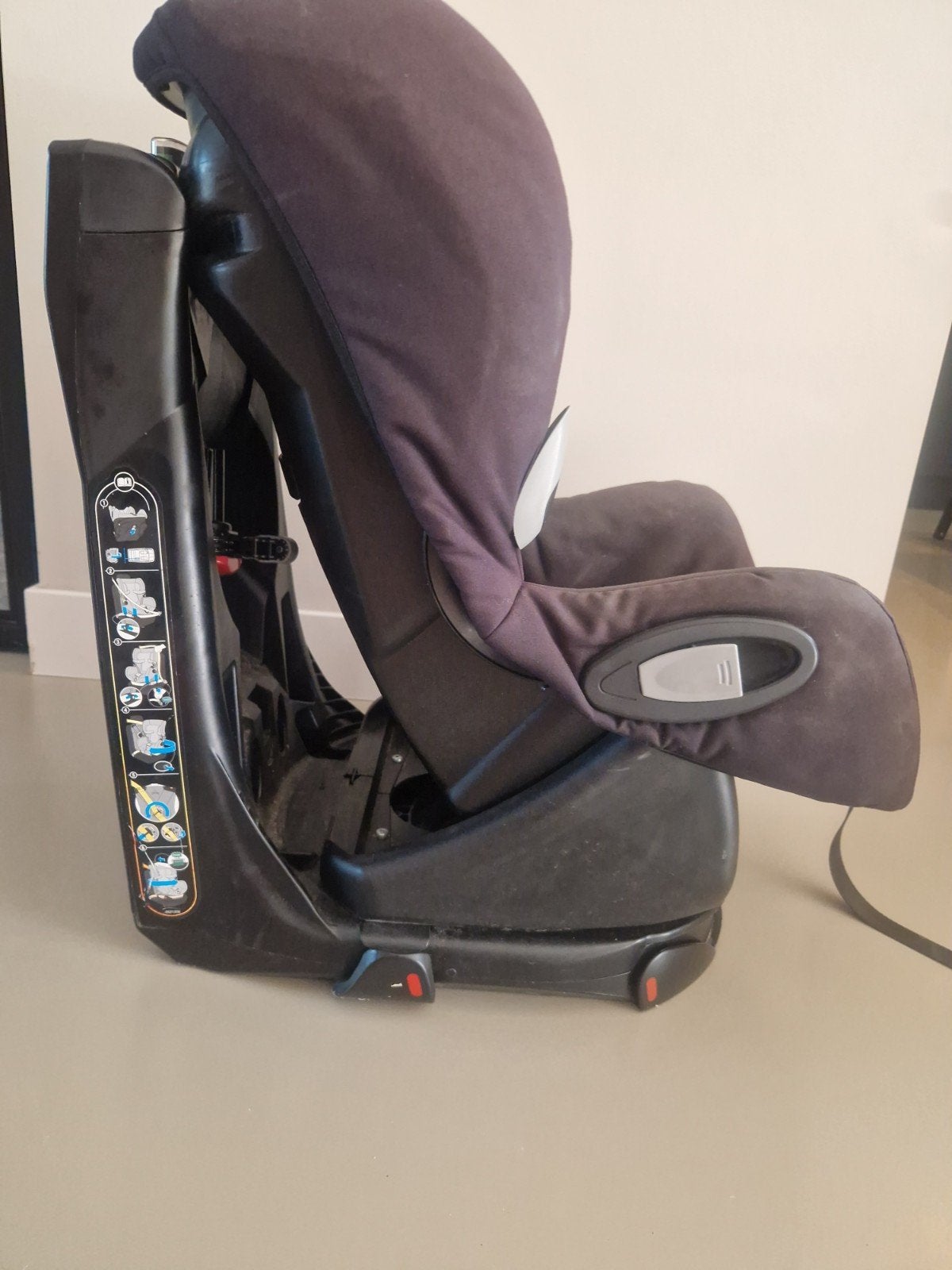 Maxi Cosi Axiss Trian Black - Draaibaar Autostoeltje, Kinderen en Baby's, Autostoeltjes, Ophalen of Verzenden
