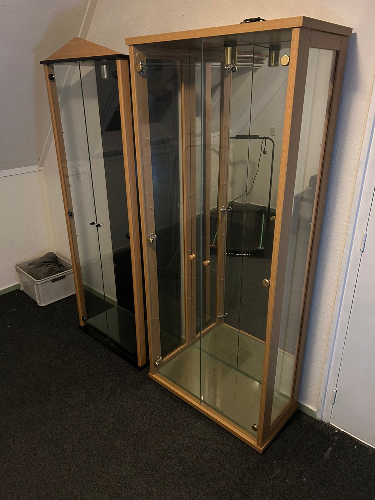 Vitrinekasten, Ophalen, 50 tot 100 cm, Zo goed als nieuw, Minder dan 100 cm