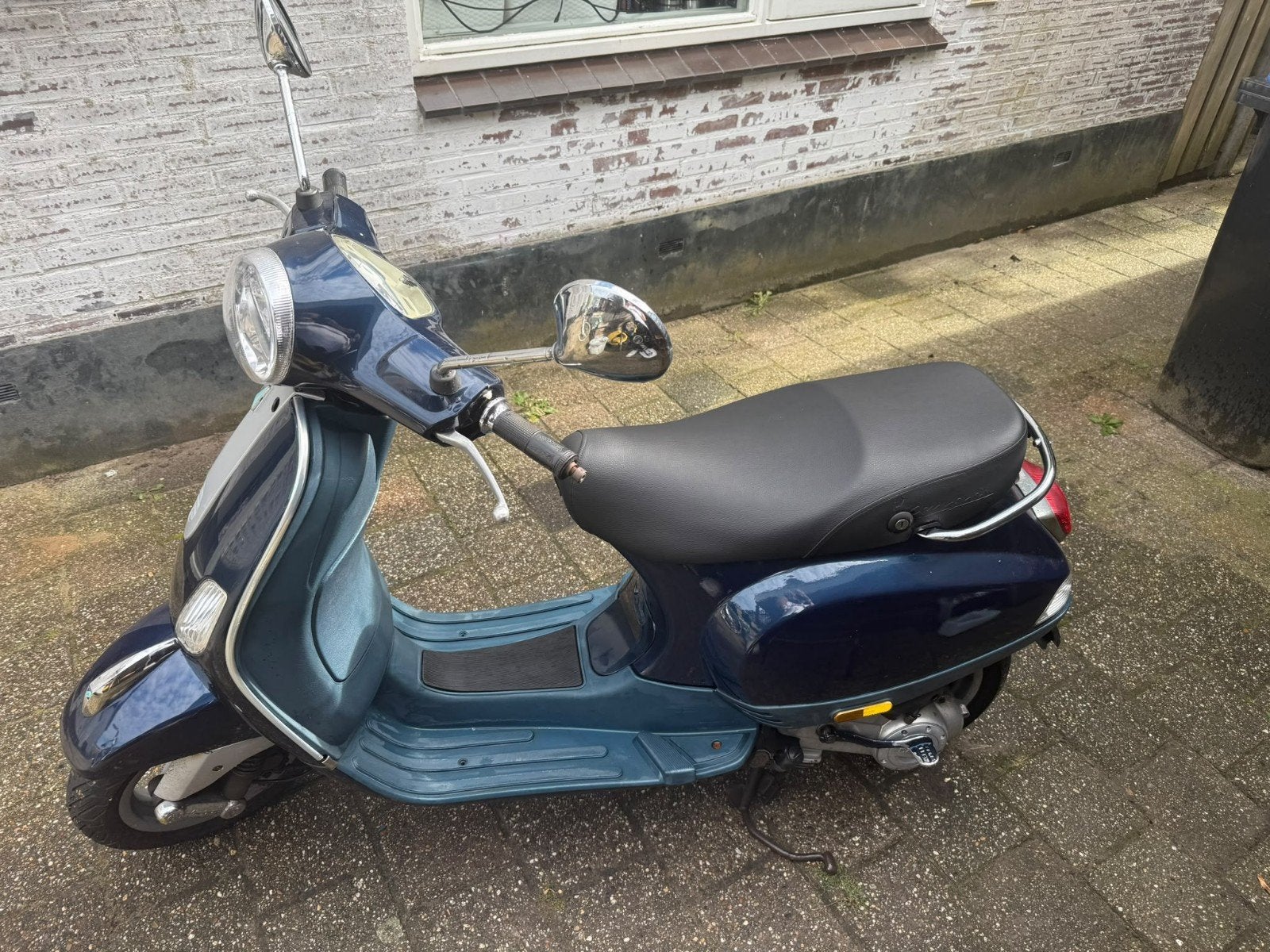 Vespa lx50 4 takt, Fietsen en Brommers, Ophalen, Gebruikt, Maximaal 45 km/u, Benzine