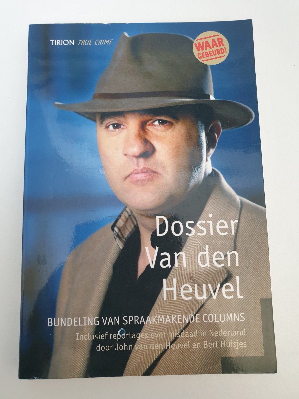 Dossier Van den Heuvel - True Crime (John van den Heuvel), Ophalen of Verzenden, Gelezen, John van den Heuvel, Bert Huisjes