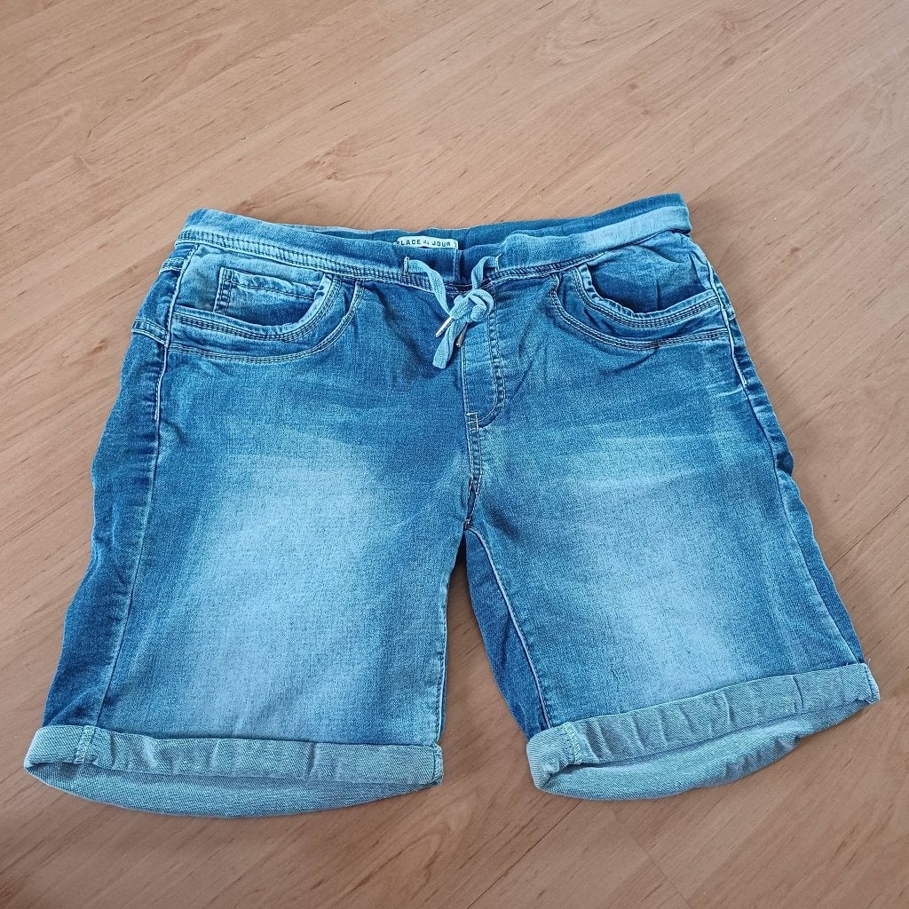 Jeans short van Place du Jour maat 42, Kleding | Dames, Spijkerbroeken en Jeans, Place du Jour, Blauw, Ophalen of Verzenden, Zo goed als nieuw