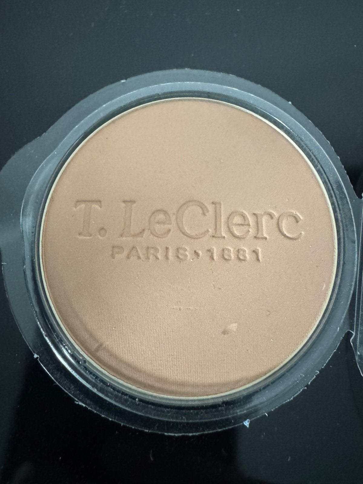 T.LeClerc poeder compact kleir Cannelle 2 stuks tester, Sieraden, Tassen en Uiterlijk, Ophalen of Verzenden, Zo goed als nieuw
