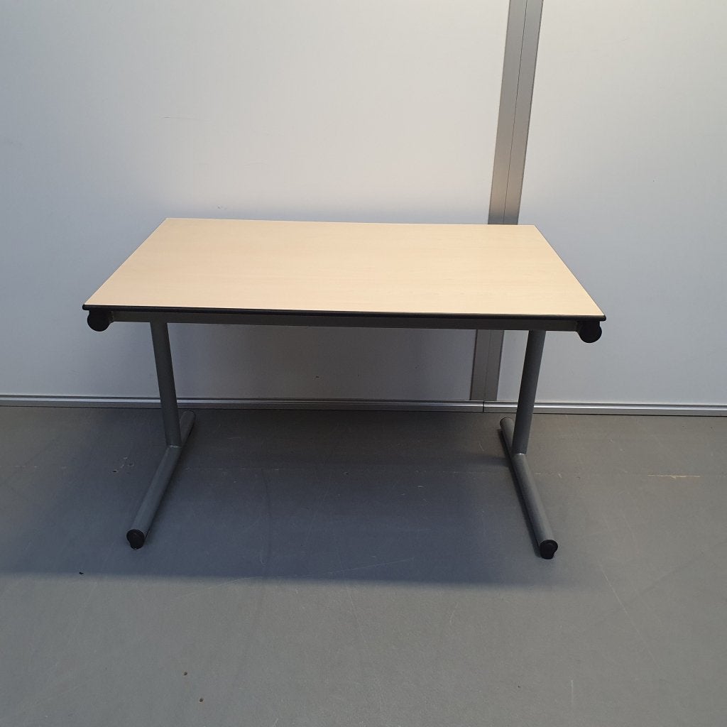 Ahrend zeer degelijk bureau - 120x80 cm, Diversen, Bureau-accessoires, Gebruikt
