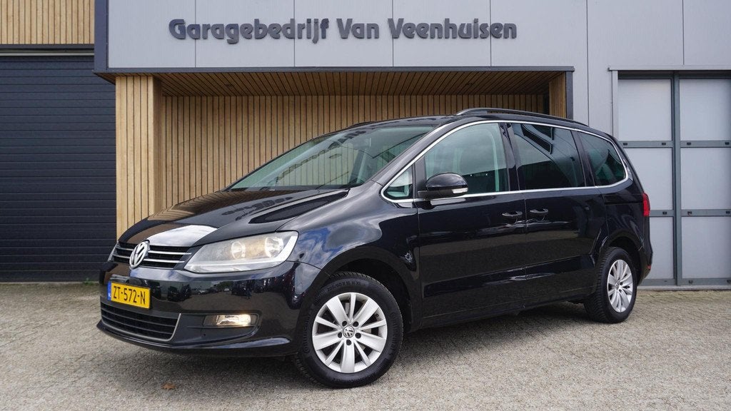 Volkswagen Sharan 1.4 TSI 150pk Highline 7p. Clima Stoelverw, Auto's, Volkswagen, Voorwielaandrijving, Euro 5, Zwart, 4 cilinders