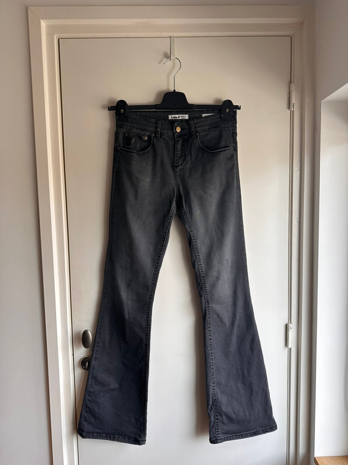 Lois Melrose Flared jeans - Kilian Black Stone - W28 L34, Kleding | Dames, Ophalen of Verzenden, Zo goed als nieuw, Zwart, W28 - W29 (confectie 36)
