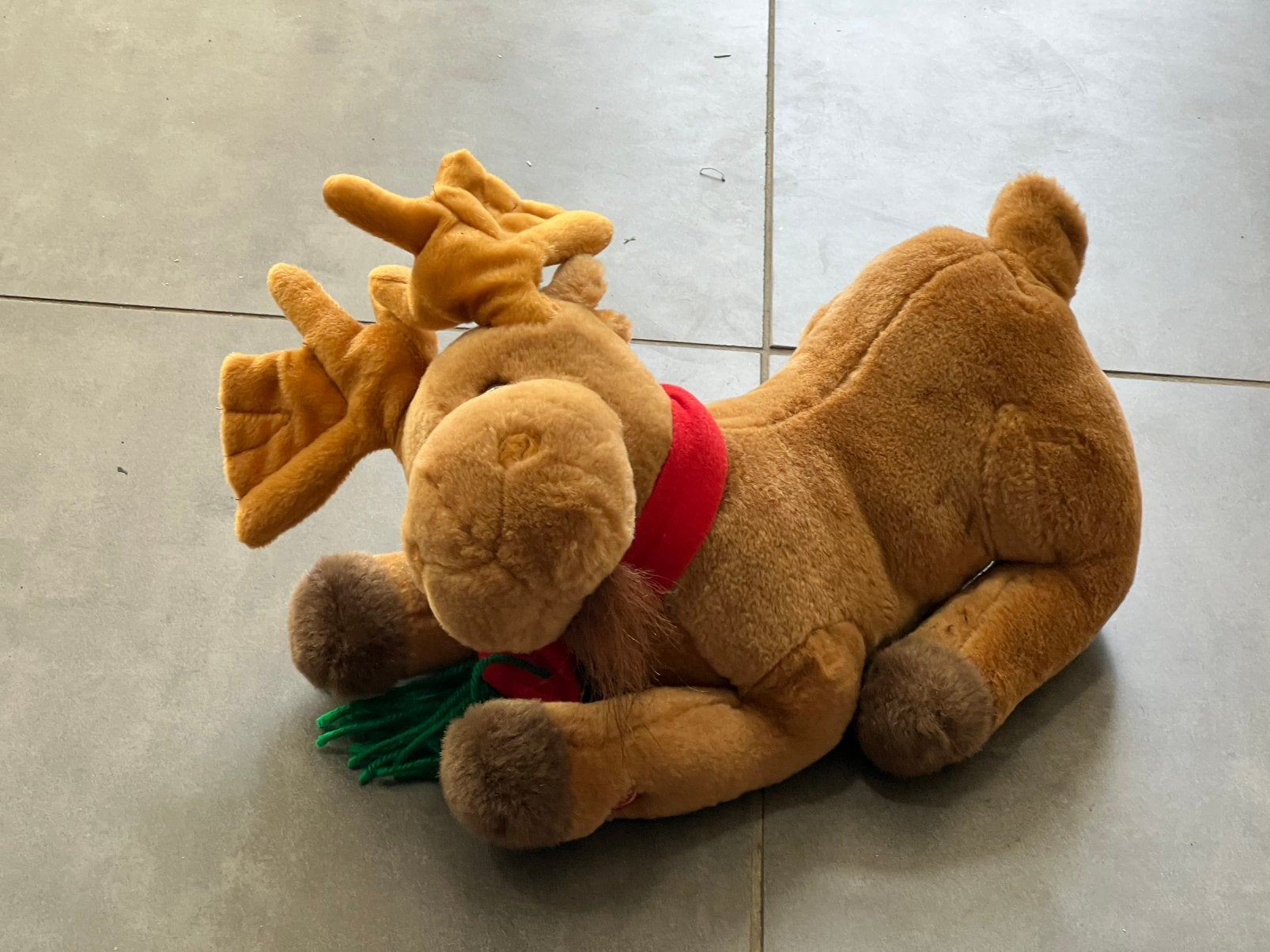 Gratis.  Kerst eland, met geluid en beweging, Ophalen, Zo goed als nieuw