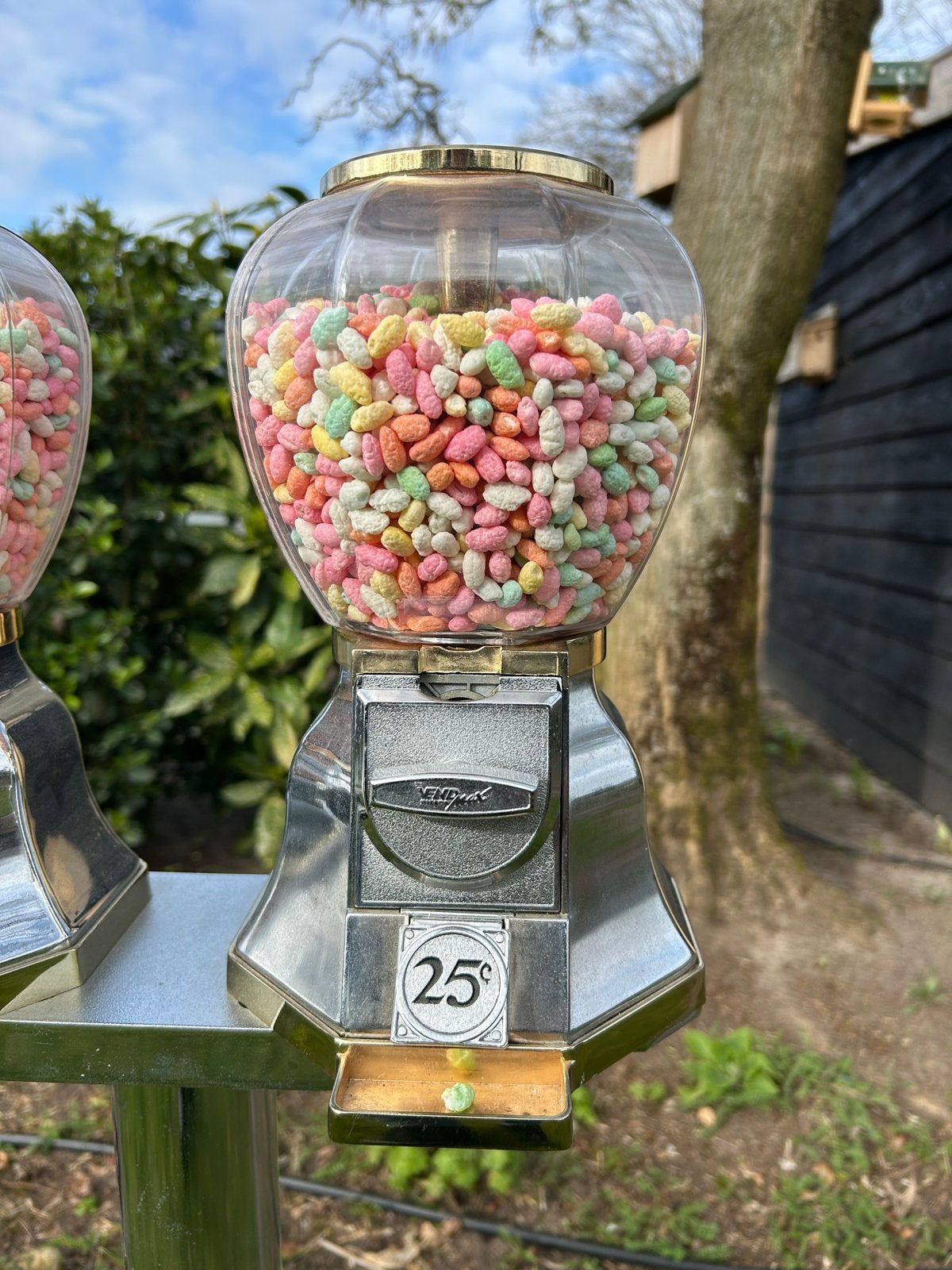 Vintage snoepautomaat met standaard - 25 cent, Verzamelen, Automaten | Overige, Ophalen, Gebruikt