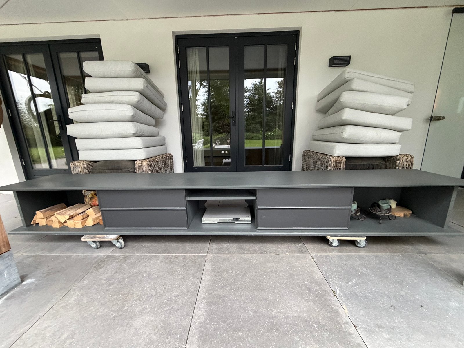 Lang dressoir, Ophalen, Met plank(en), Zo goed als nieuw, 200 cm of meer