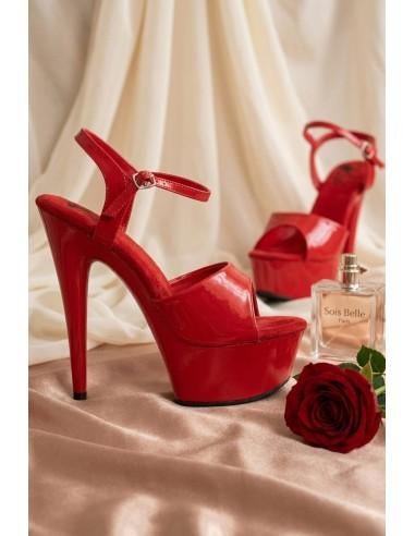 Rode Lak Lederlook Pumps met Hoge hak en Plateauzool. 44, Kleding | Dames, Schoenen, Ophalen of Verzenden, Nieuw