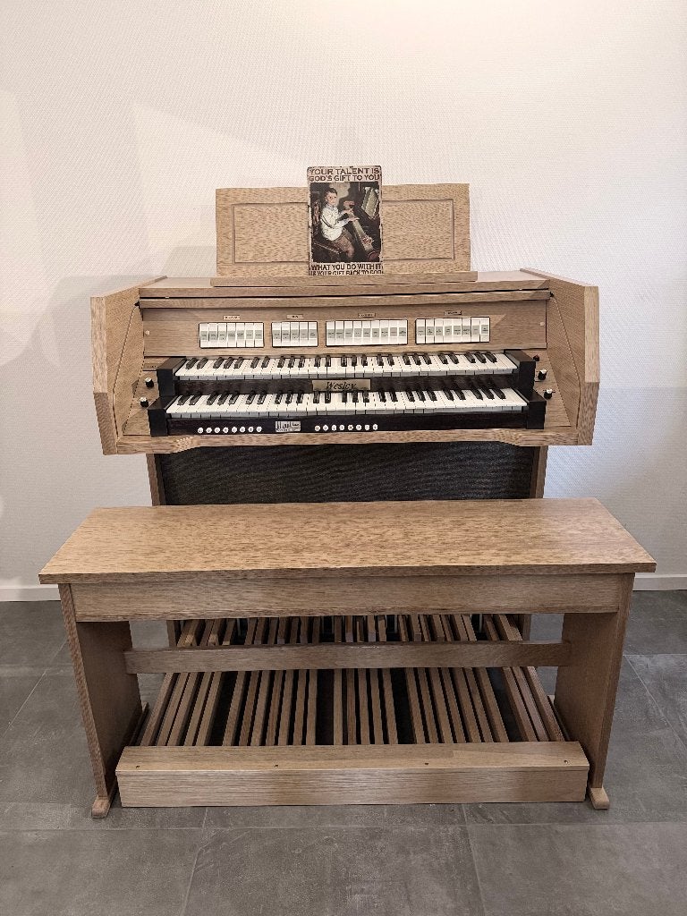 Johannus Wesly Festivo, Ophalen of Verzenden, Zo goed als nieuw, 2 klavieren, Orgel