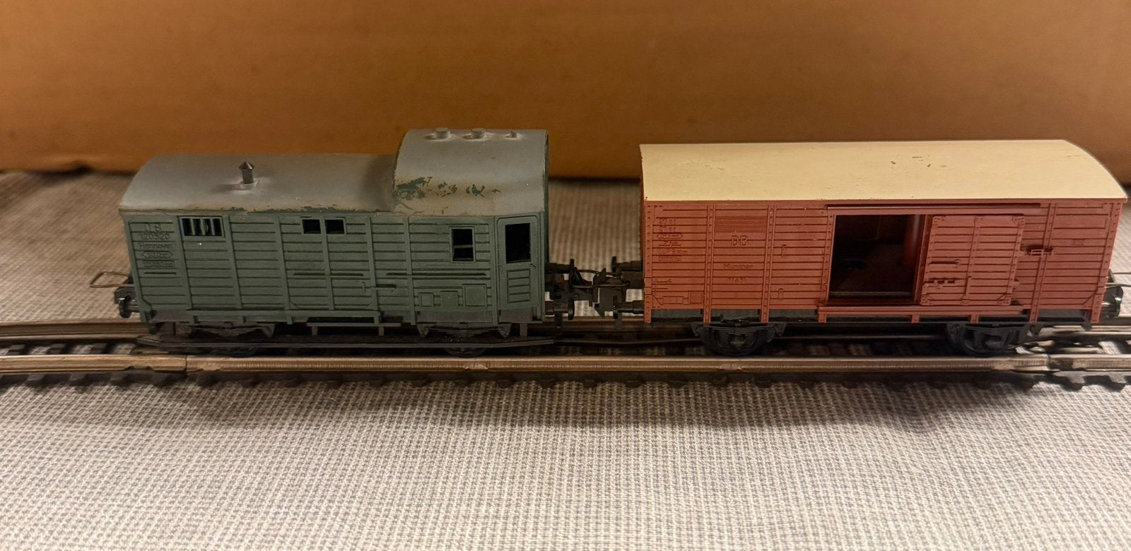Partij vintage modeltrein rails wagons besturing en Lego, Gebruikt, Gelijkstroom, Trix, Rails