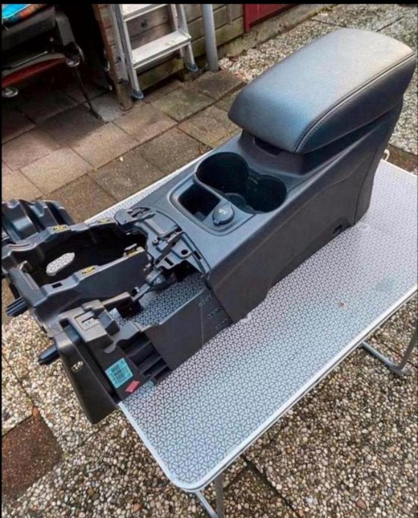 middenconsole Ford Focus MK3 2010-2018, Ophalen of Verzenden, Ford