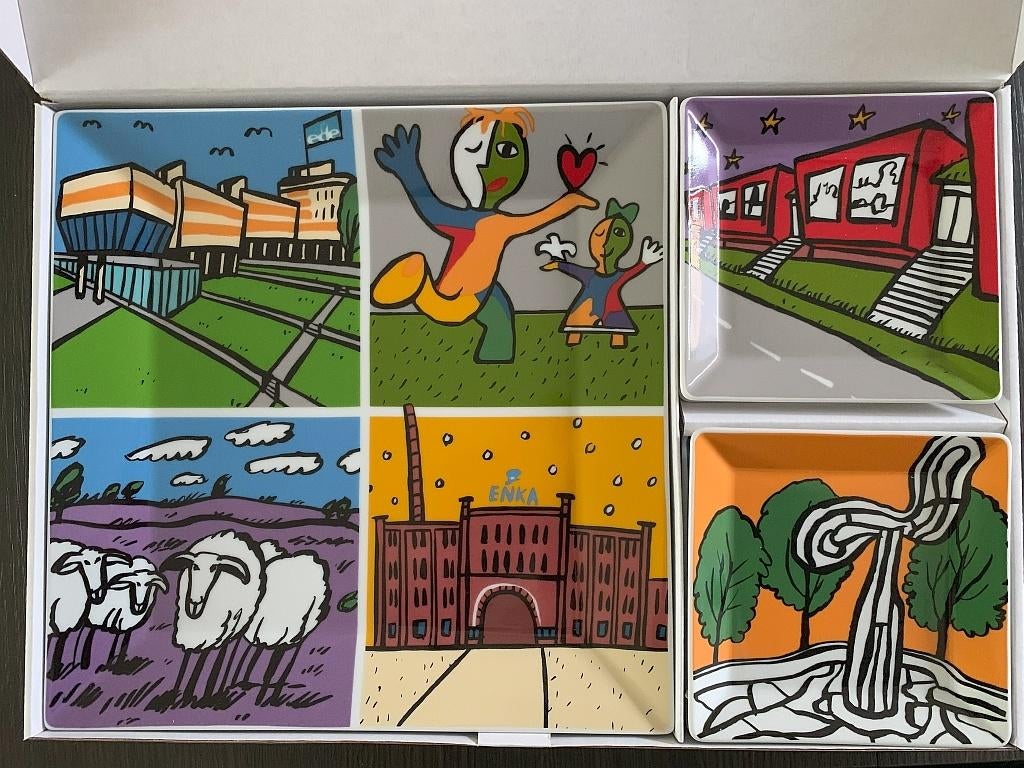 Roel Meertens, Keramiek borden set gemeente Ede, Antiek en Kunst, Kunst | Designobjecten, Ophalen of Verzenden
