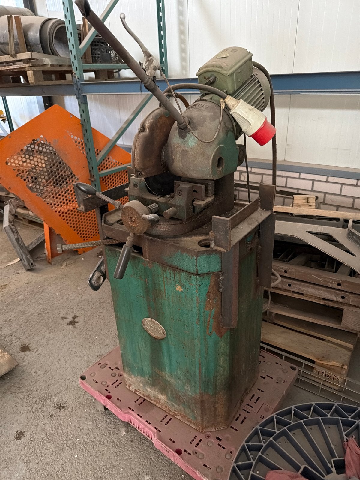 Bewo afkortzaag - Robuuste industriële zaagmachine, Ophalen, Gebruikt, Afkortzaag