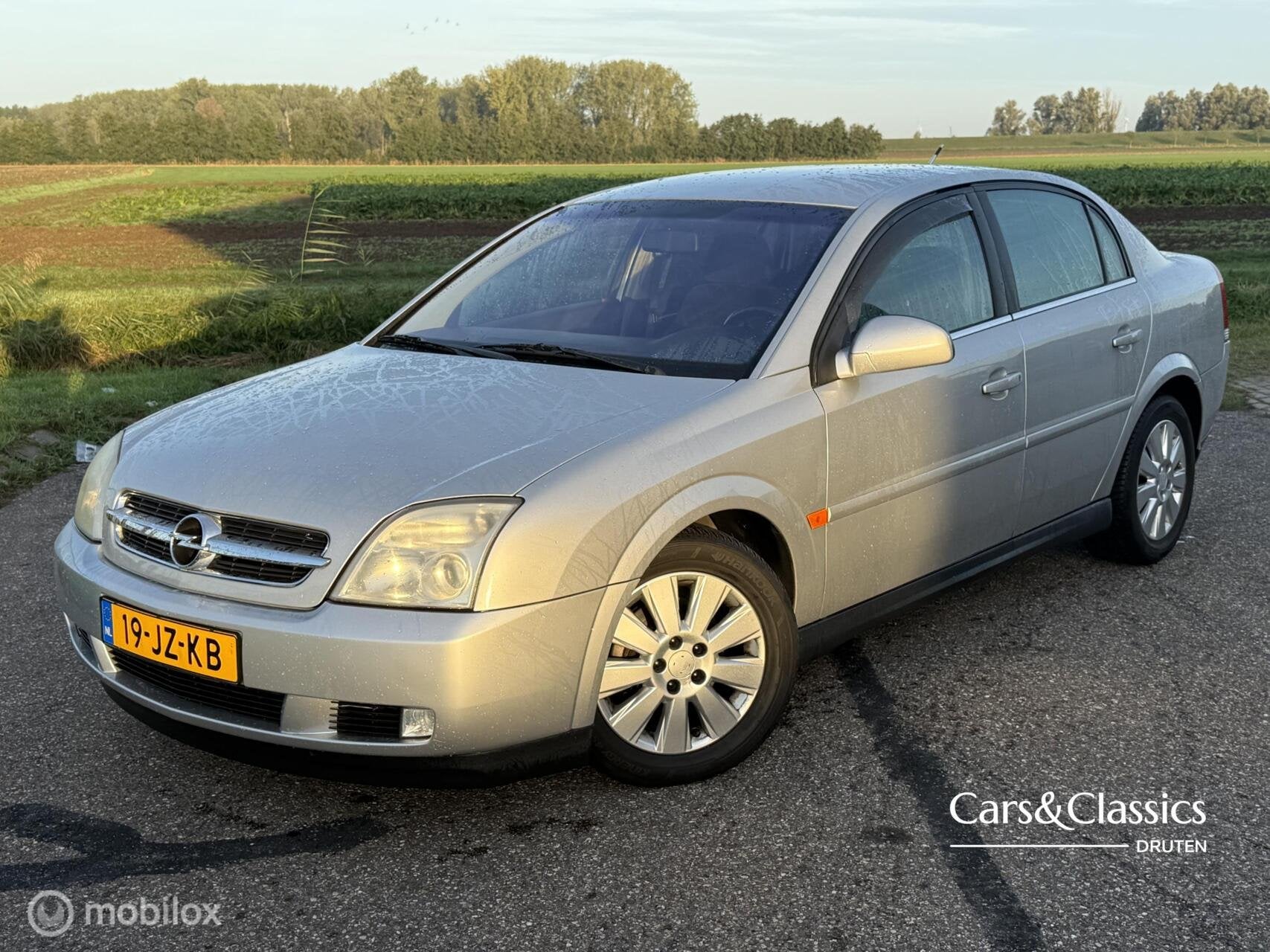 Opel Vectra 2.2-16V Elegance, Auto's, Voorwielaandrijving, Gebruikt, 4 cilinders, 715 kg