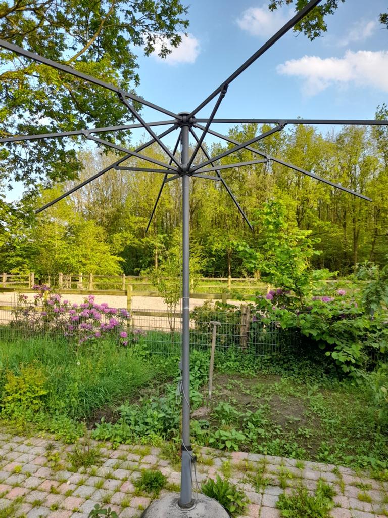 Frame van parasol (gratis), Ophalen, Gebruikt, Zweefparasol