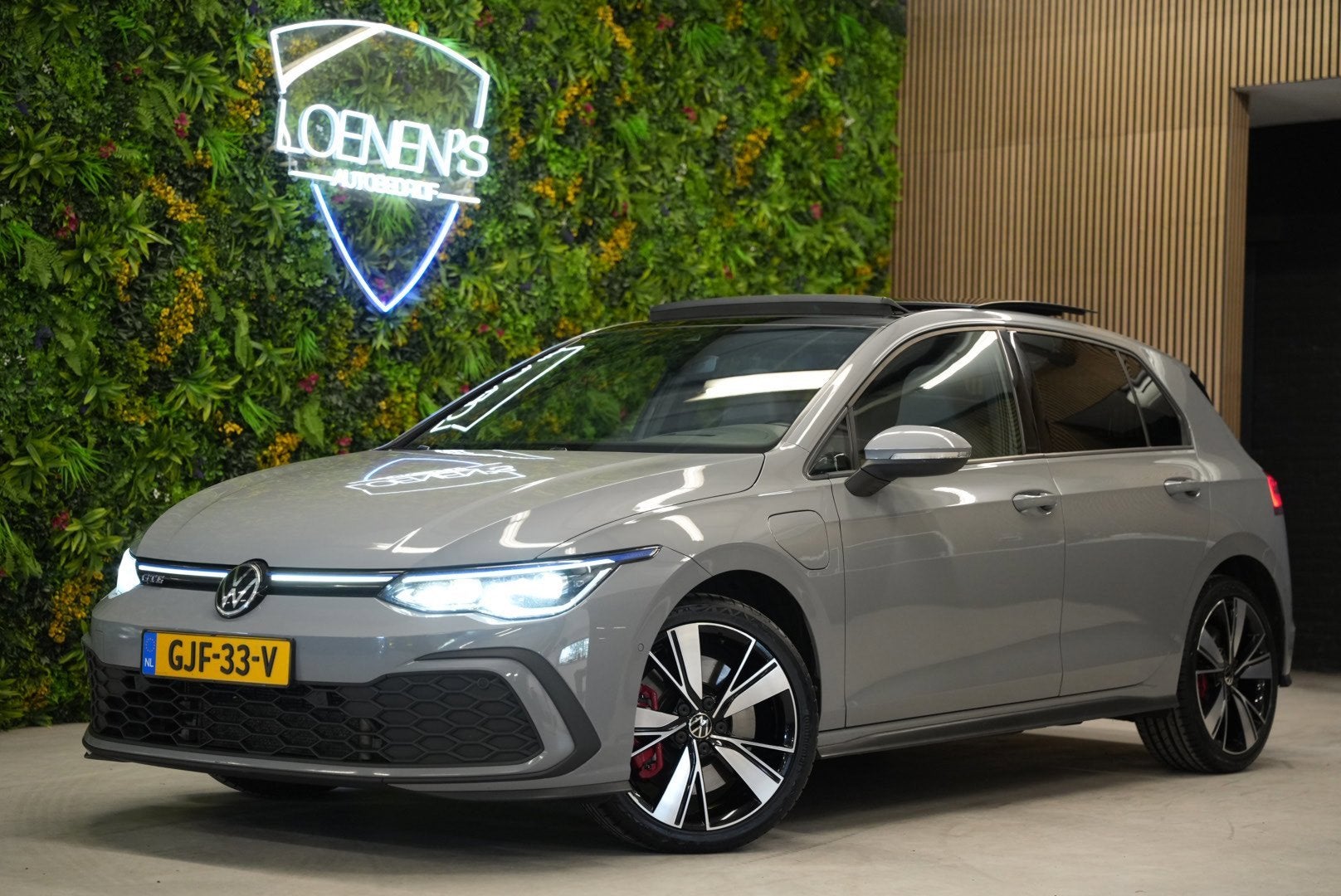 Volkswagen Golf 1.4 eHybrid GTE / Pano / HUD / Trekhaak / Ca, Auto's, Gebruikt, 4 cilinders, Plug-in hybride, 1524 kg