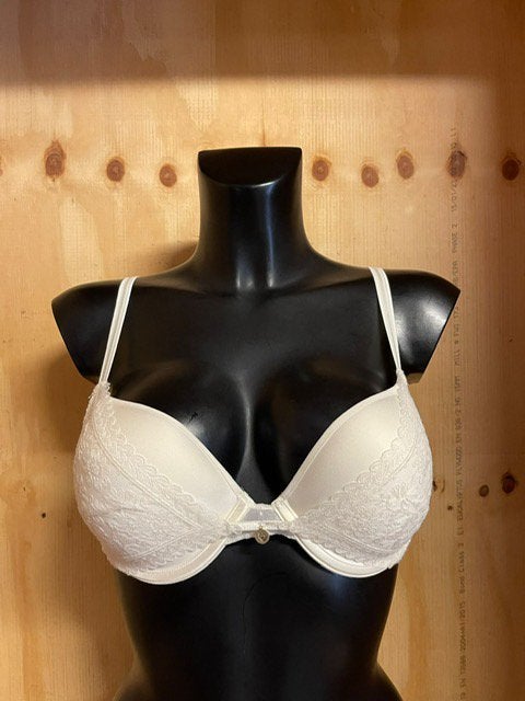 Chantelle bh push up Maat 75a Model 16q235, Verzenden, Overige kleuren, BH